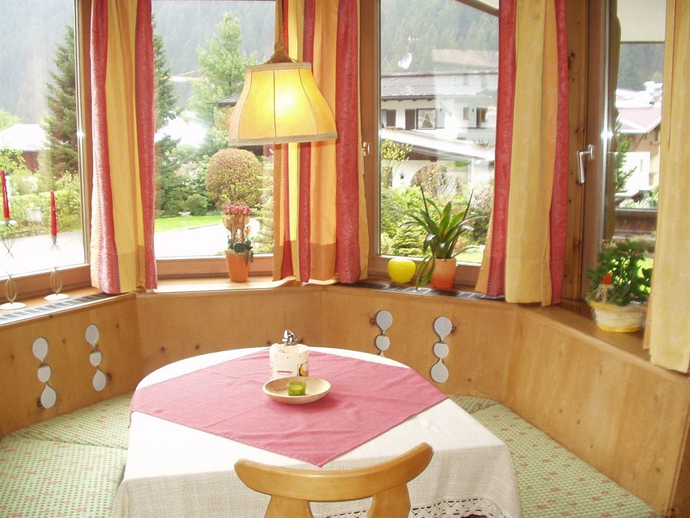 Apart Austria Майерхофен Екстериор снимка